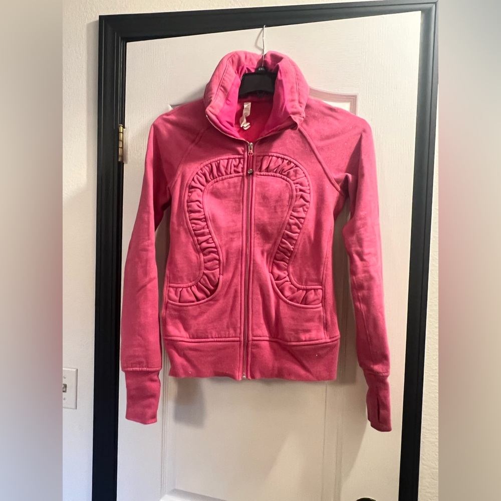 Hot pink lululemon zip up sweater sz 6
